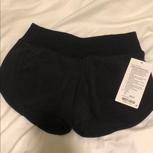 Lululemon Speed Up shorts